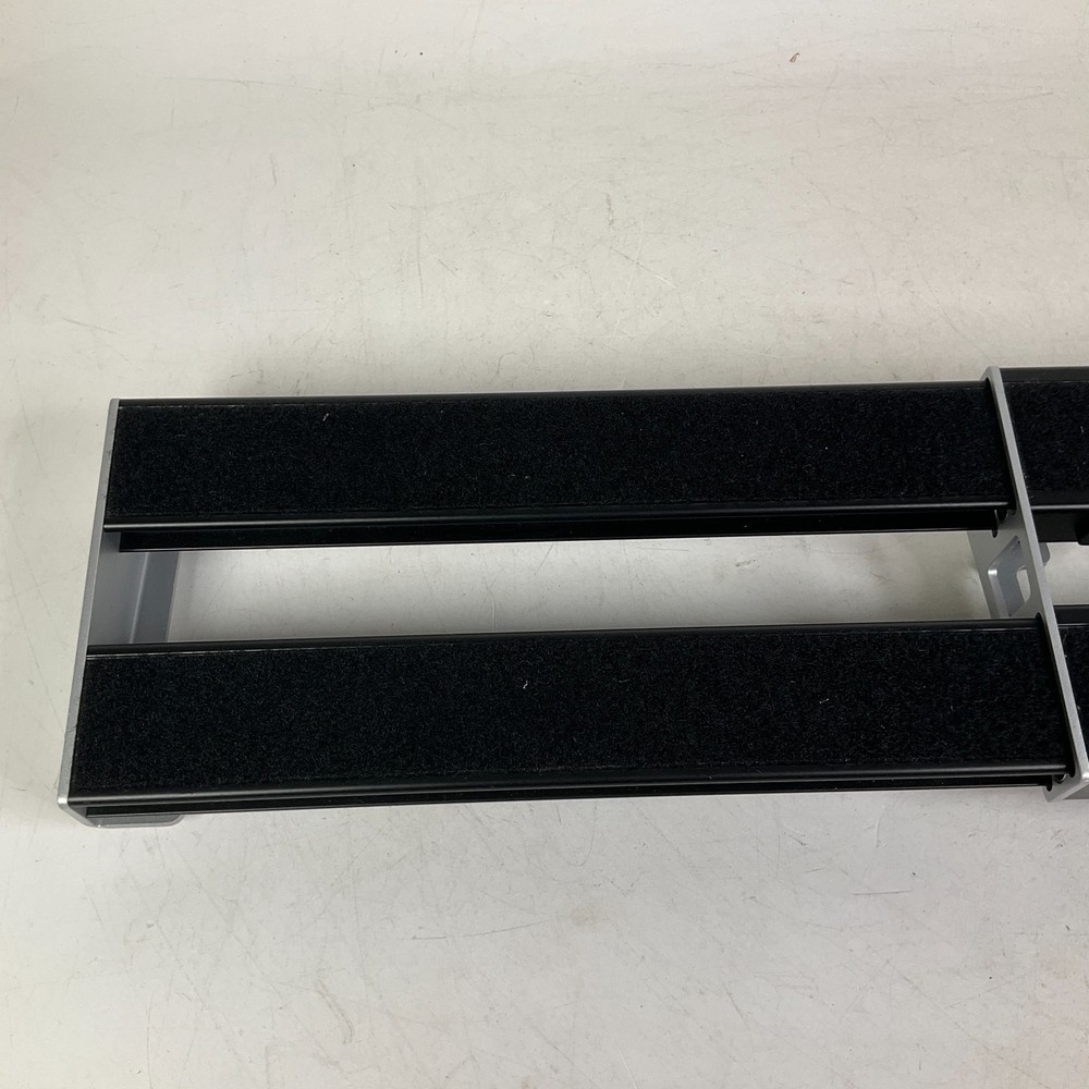 D'Addario XPND Pedalboard Small Black With Range Maxx Case