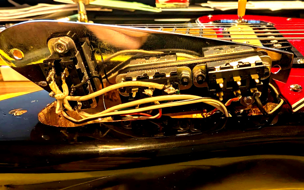 Fender Jaguar Rhythm Circuit Switch Conversion – Switchcraft Slide Switch Kit