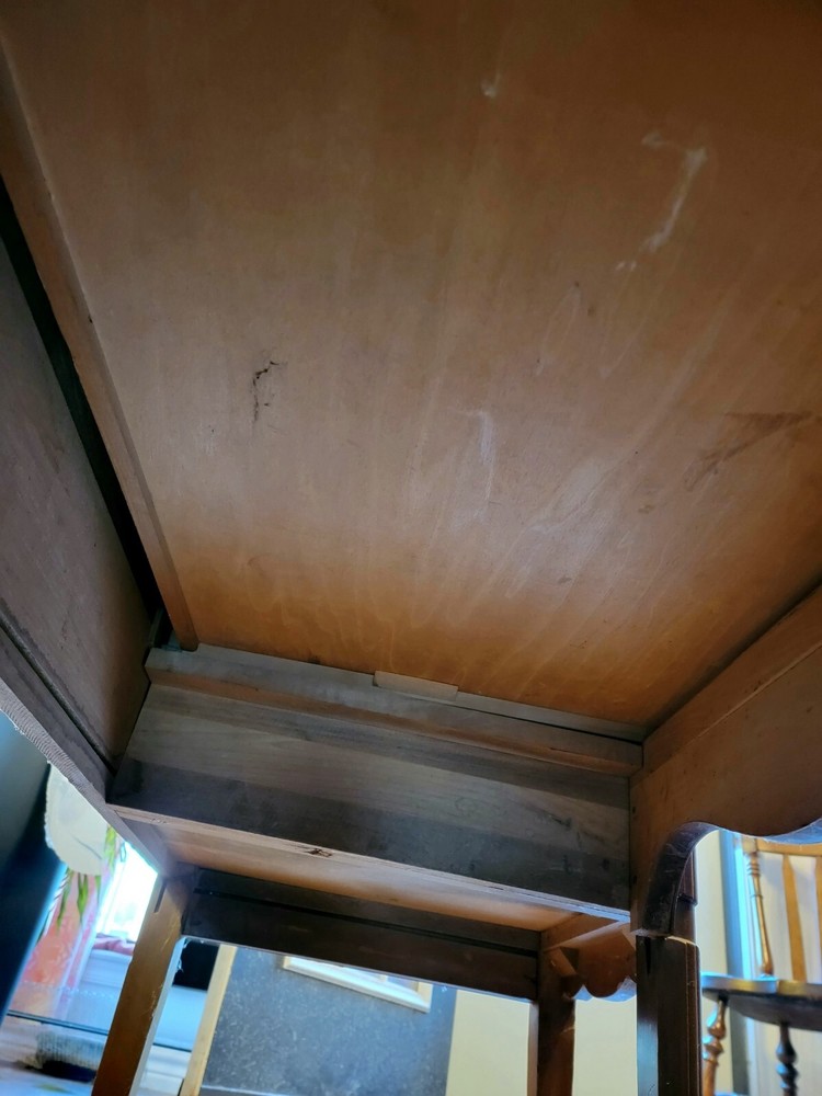 BUFFET CABINET ANTIQUE