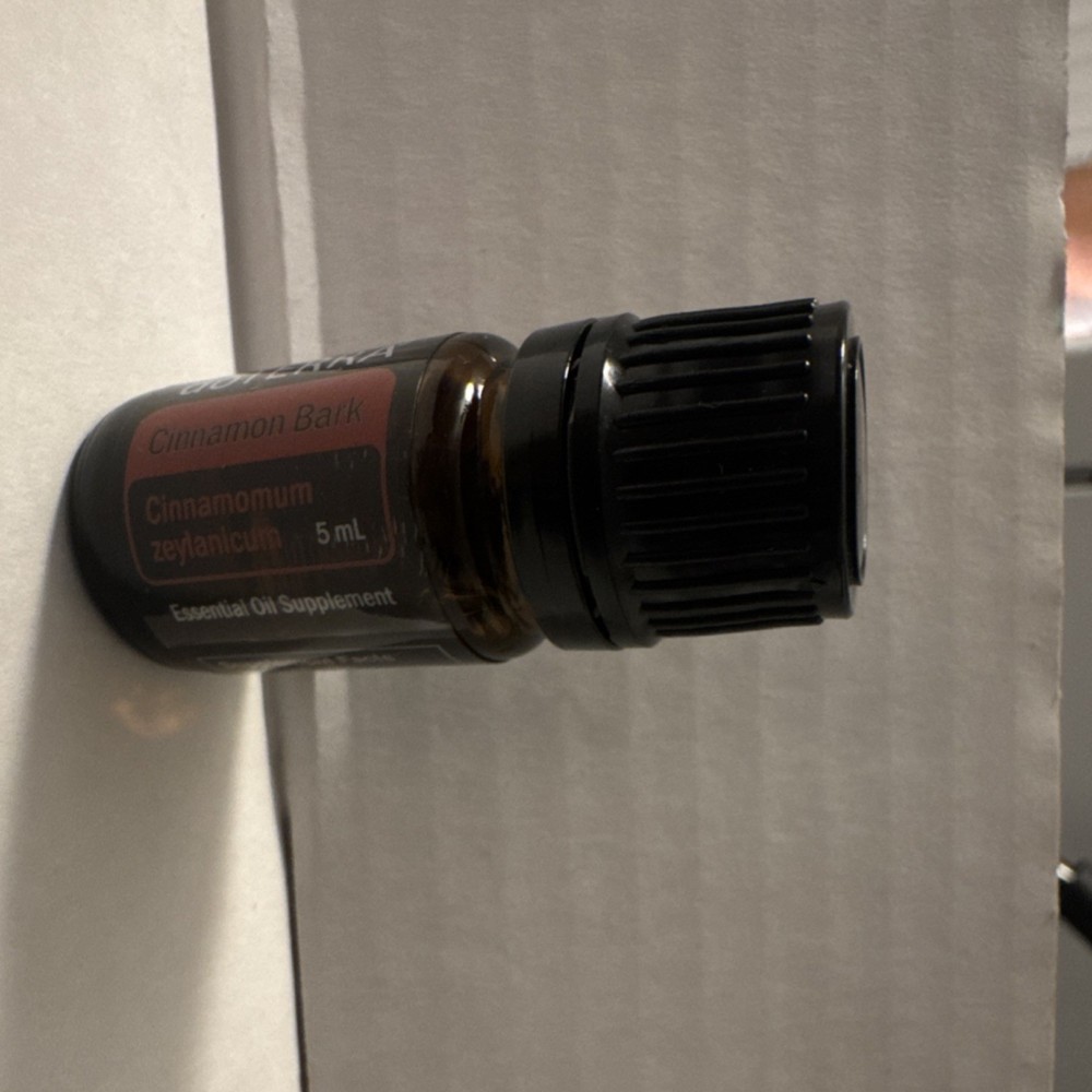 doTERRA Essential Oil Cinnamon Bark 5mL exp. 2029