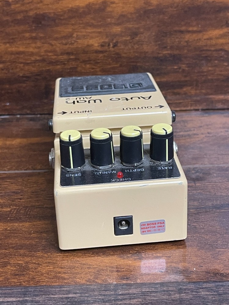 BOSS AW-2 Auto Wah Rare!