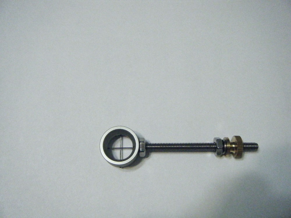 Silver Davis- .019 crosshairs aperture- 8-32 thread.