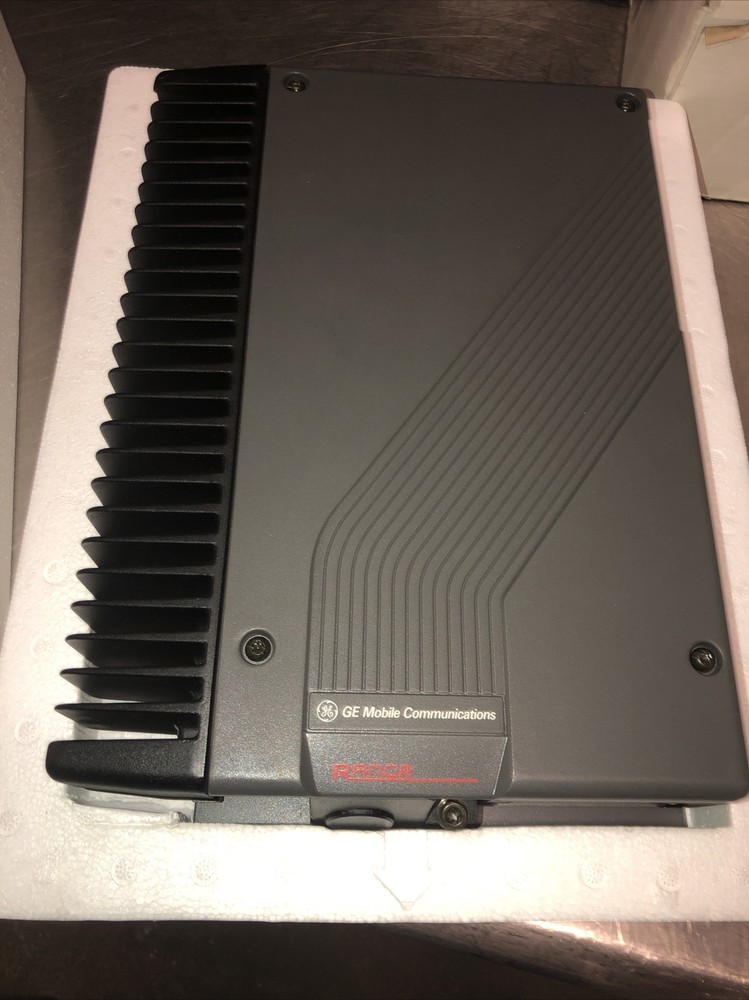 New Old Stock GE Mobile Communication Rangr transceiver