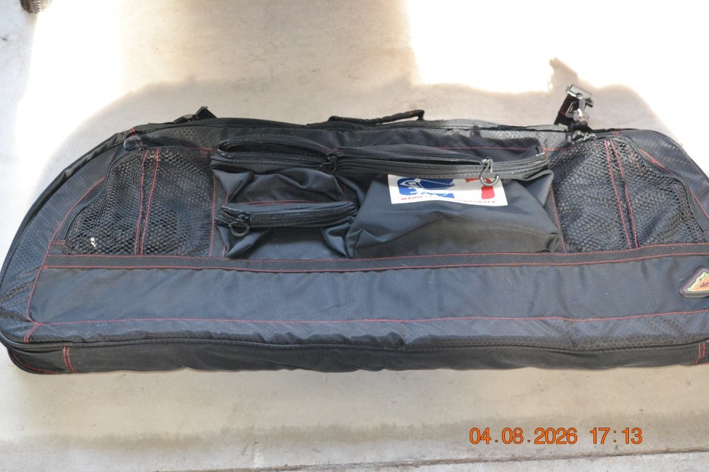 PSE Stinger 3G Compound Bow, Skull Works Camo, great shape