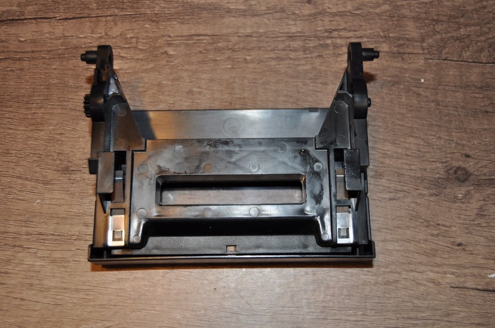 Technics RS-TR180 Cassette deck Replacement parts Deck 2 Cassette Door Assembly.