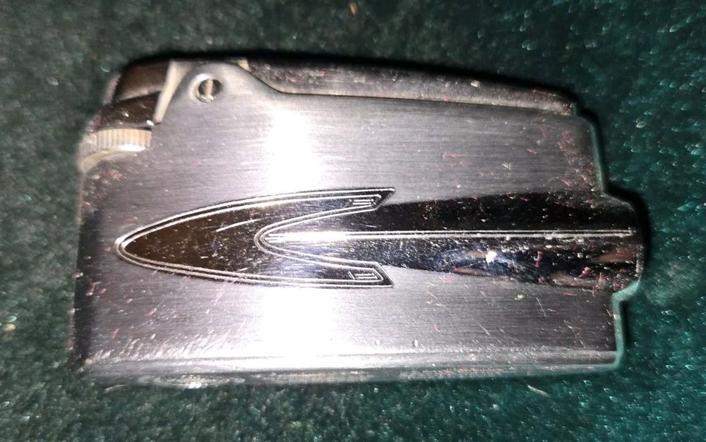 Ronson Varaflame Silver Lighter Original Box