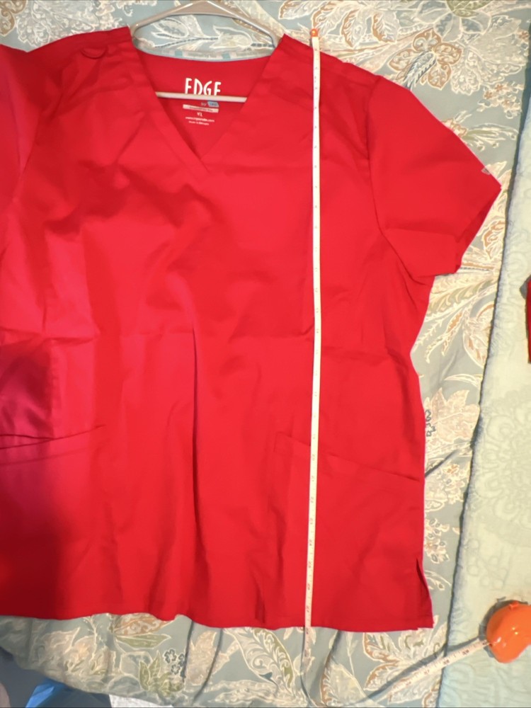 Edge by IRG Red Scrub Set Xl Top And Bottom