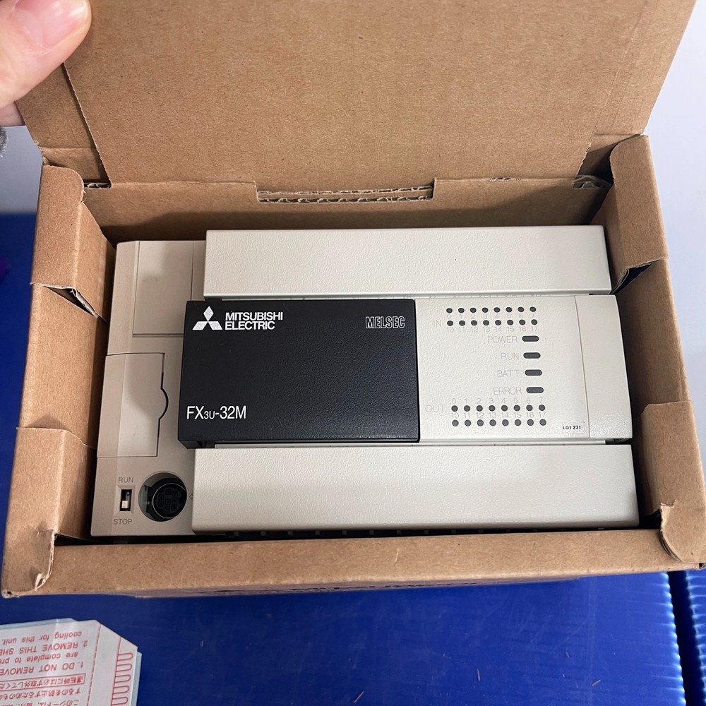 1pc Mitsubishi FX3U-32MT/ES-A Brand New Programmable Controller