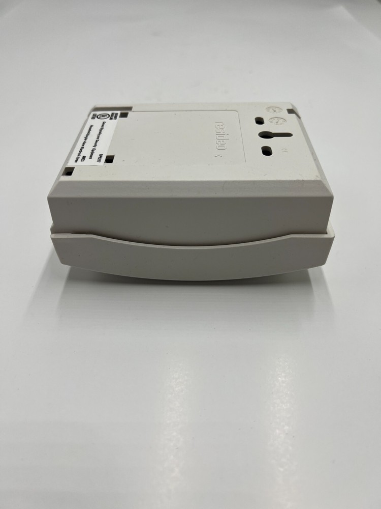 Resideo WAVE Indoor Speaker White