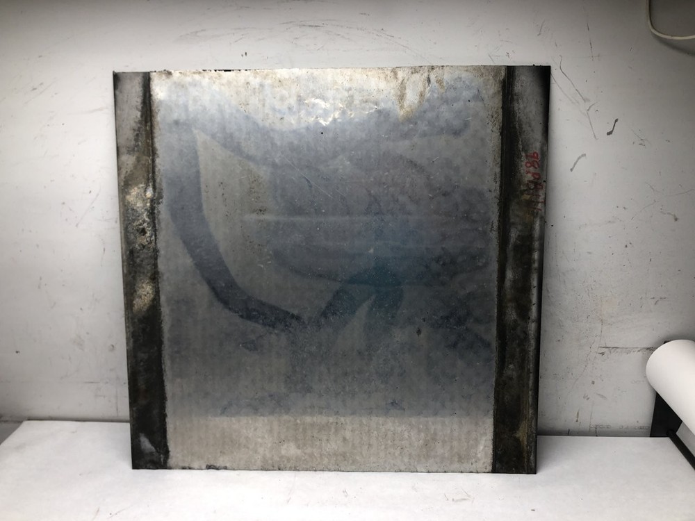 Peterbilt 379 32 x 33 Deckplate - Used