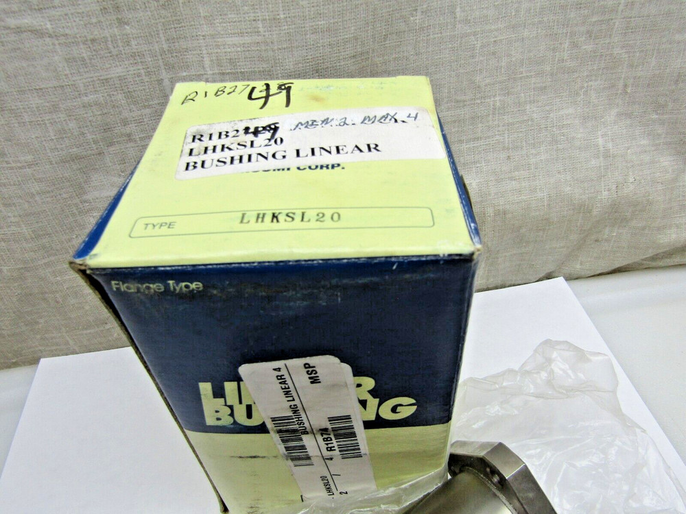 Misumi LHKSL20 20mm Flanged Linear Bearing