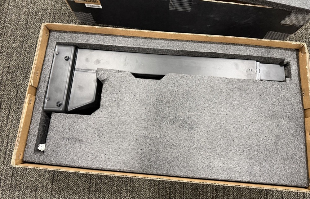 Secretlab Magnus Pro Right Motorized Leg Column - READ