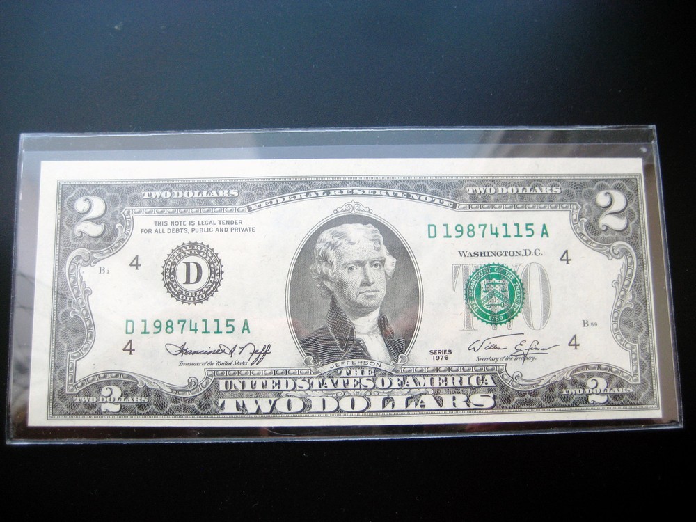 $2 1976 D CLEVELAND FEDERAL RESERVE NOTE CUTTING ERROR RIGHT SIDE