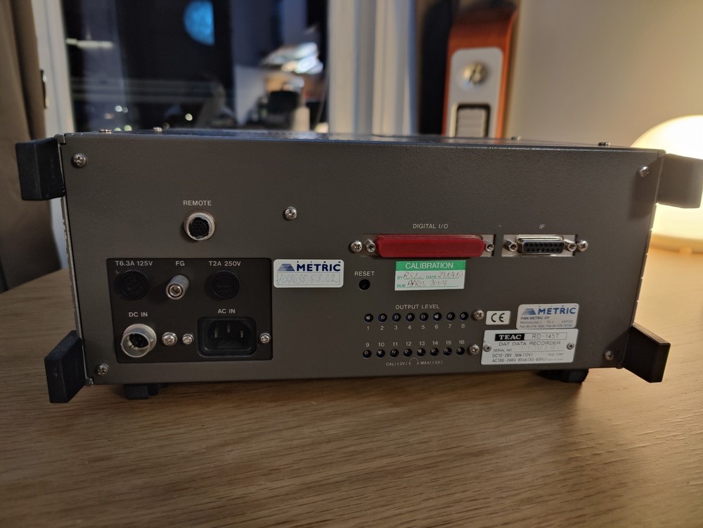 TEAC RD-145T DAT DATA RECORDER