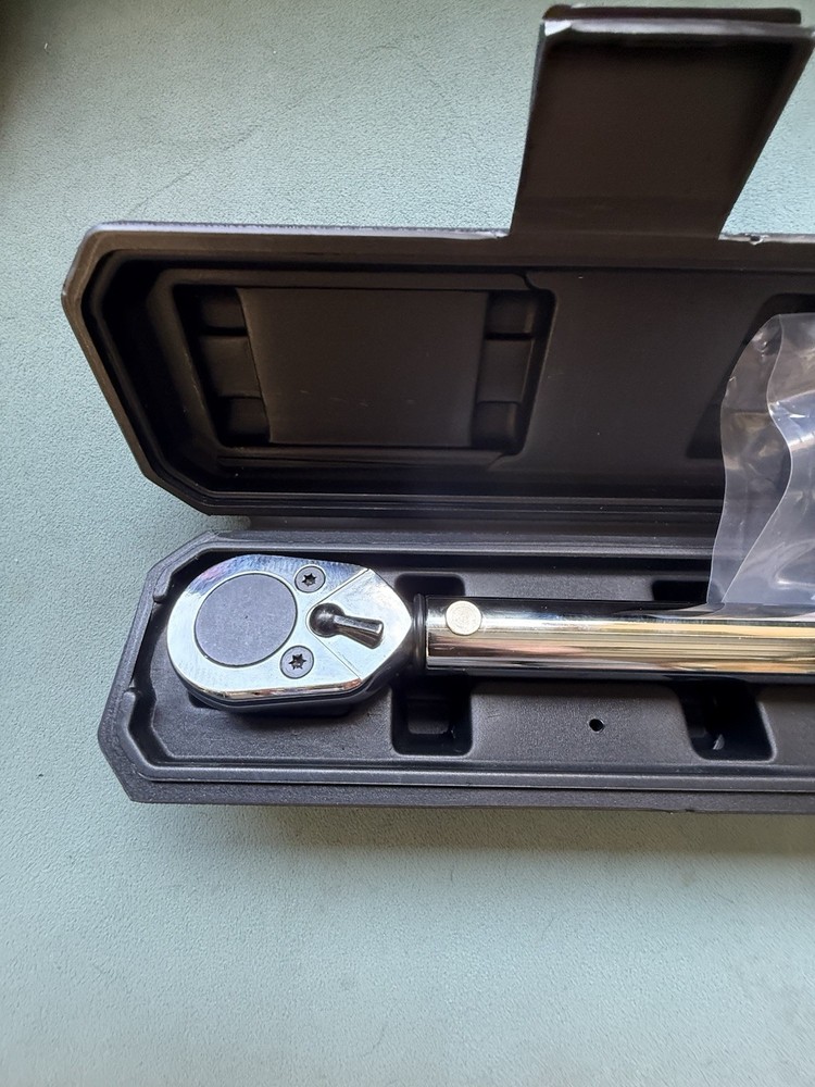 ATD TOOLS-372 1/2IN Drive Micrometer Torque Wrench