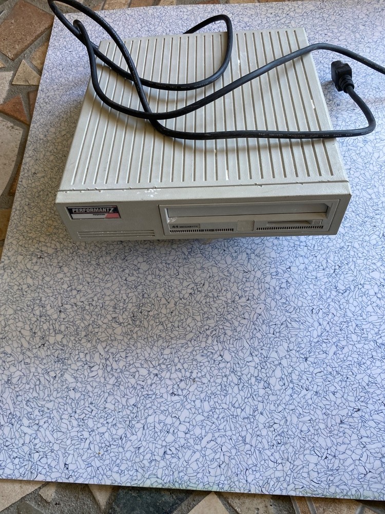 Home computer external hard drive performantz 44 megabytes used and working
