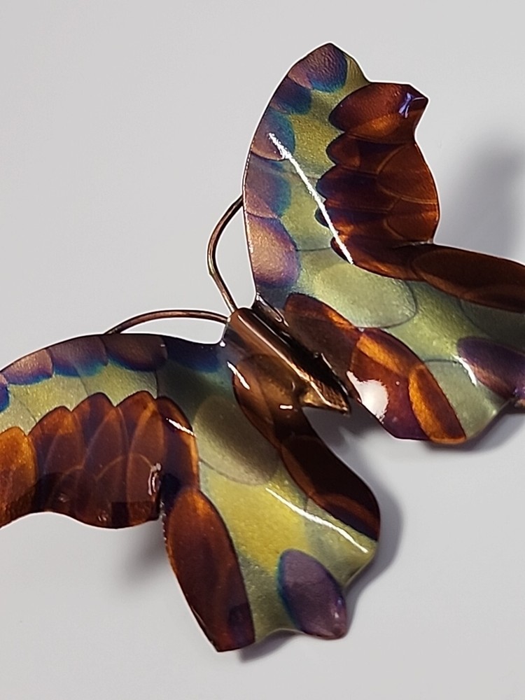 Butterfly Lapel Pin Large Size Thin Metal