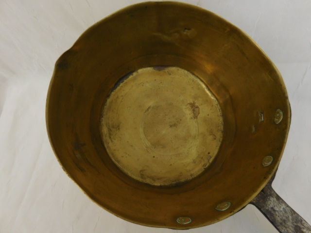 ANTIQUE BRASS STEEL HANDLED POT 1870's PRIMITIVE RUSTIC KITCHEN HAND RIVETED