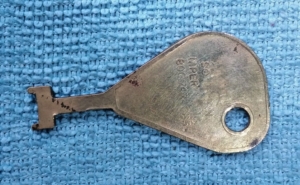 KEY retail antitheft peghook Southern Imperial shoplifting KEY
