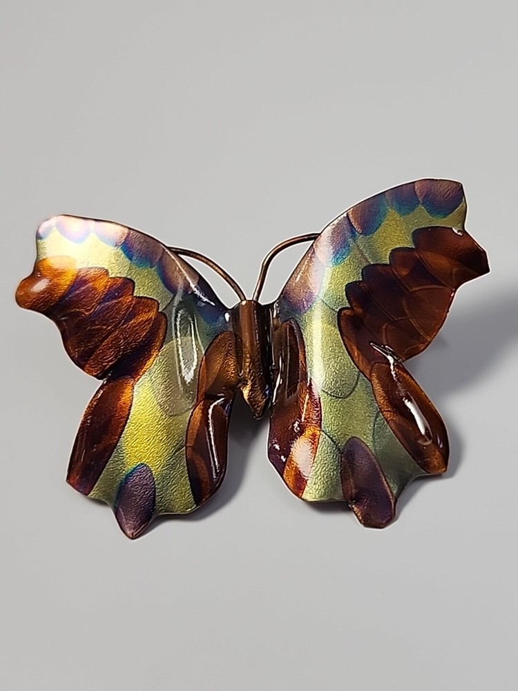 Butterfly Lapel Pin Large Size Thin Metal