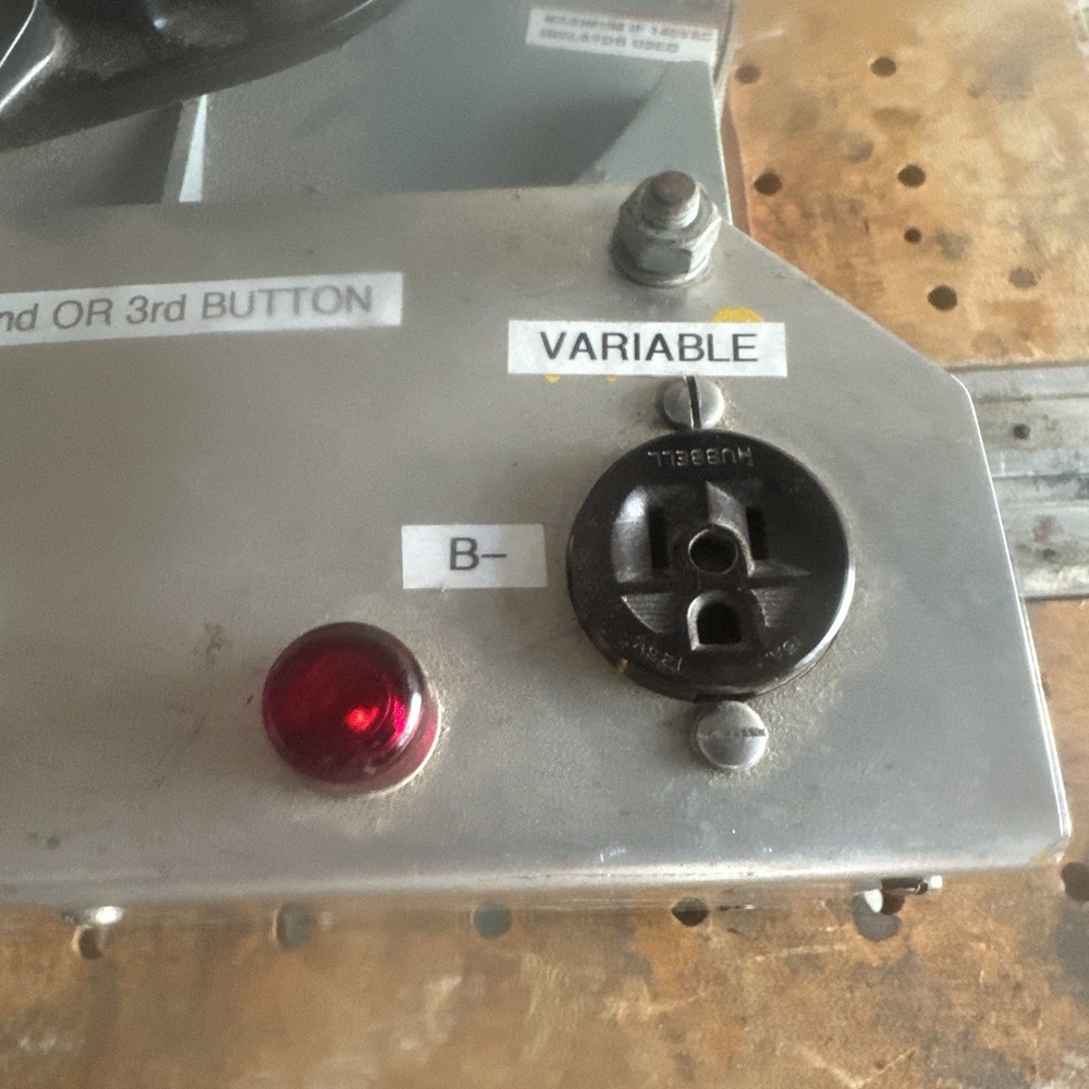 Powerstat 136 Variable Transformer With Isolated Ac