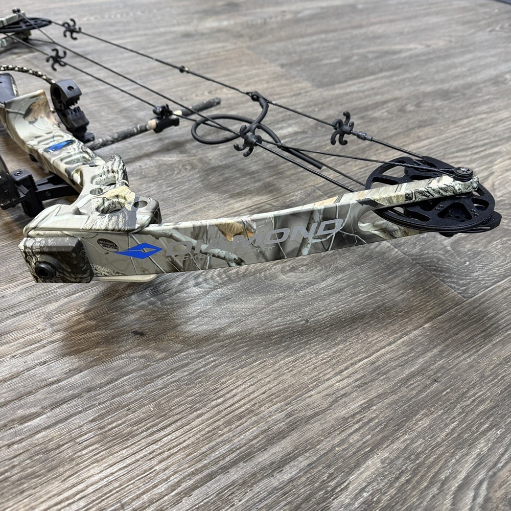 Diamond Archery Razor Edge Compound Bow (CP1020803)