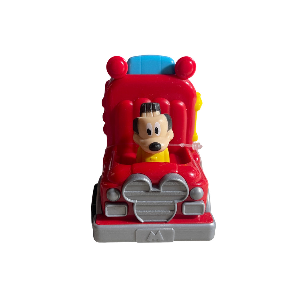 2021 Just Play Disney Junior Mickey Mouse's Fire Engine NWT- Missing Helmet 12z