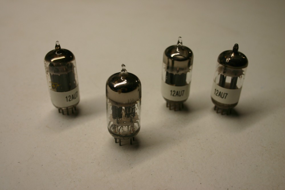 12AU7 vacuum tube -TESTED WORKING