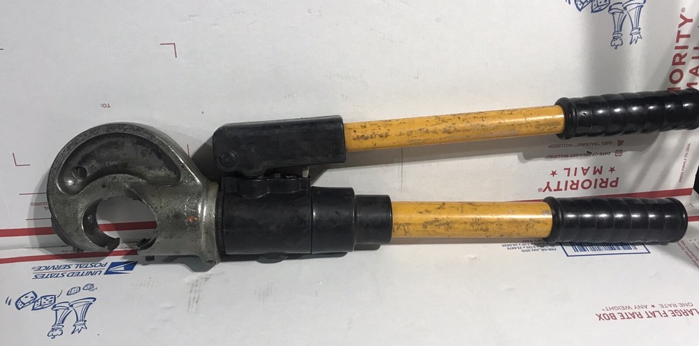 Thomas & Betts TBM12M Hydraulic Crimper Tool