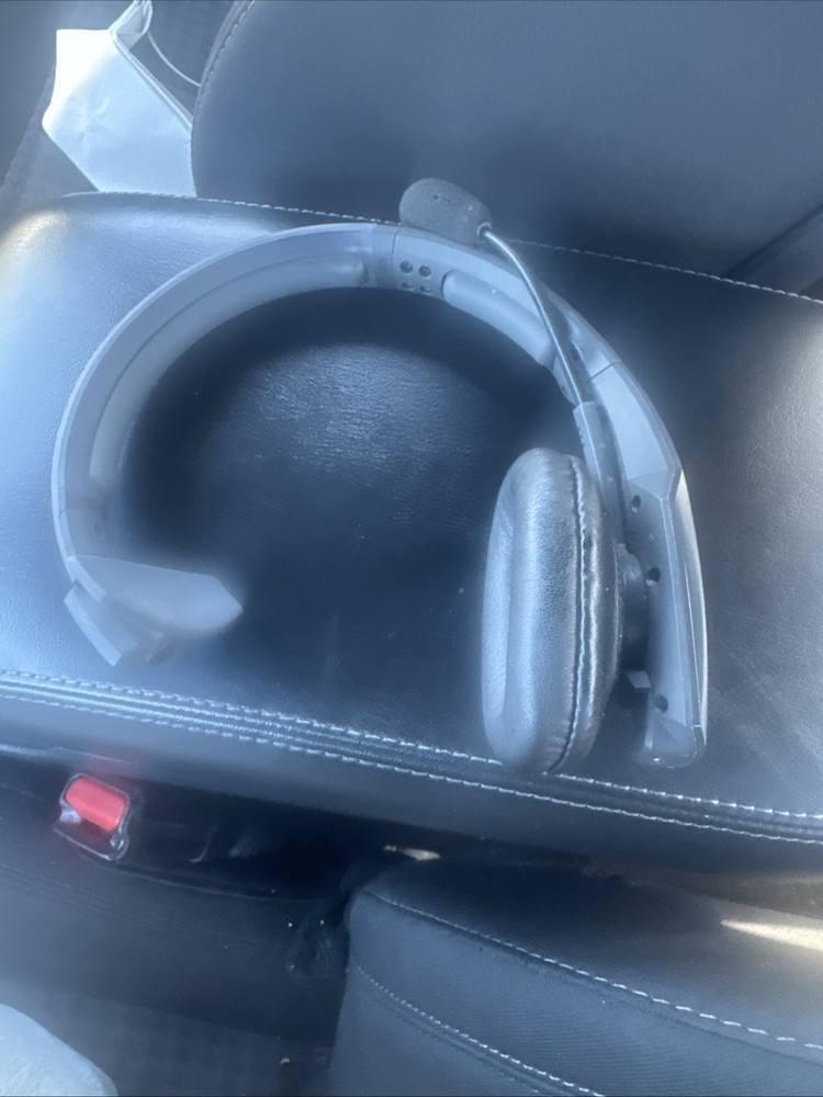 BlueParrott B450-XT Bluetooth Headset Pre-owned