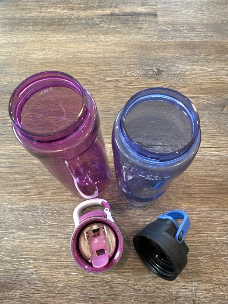 2 Contigos Water Bottles 24 Oz