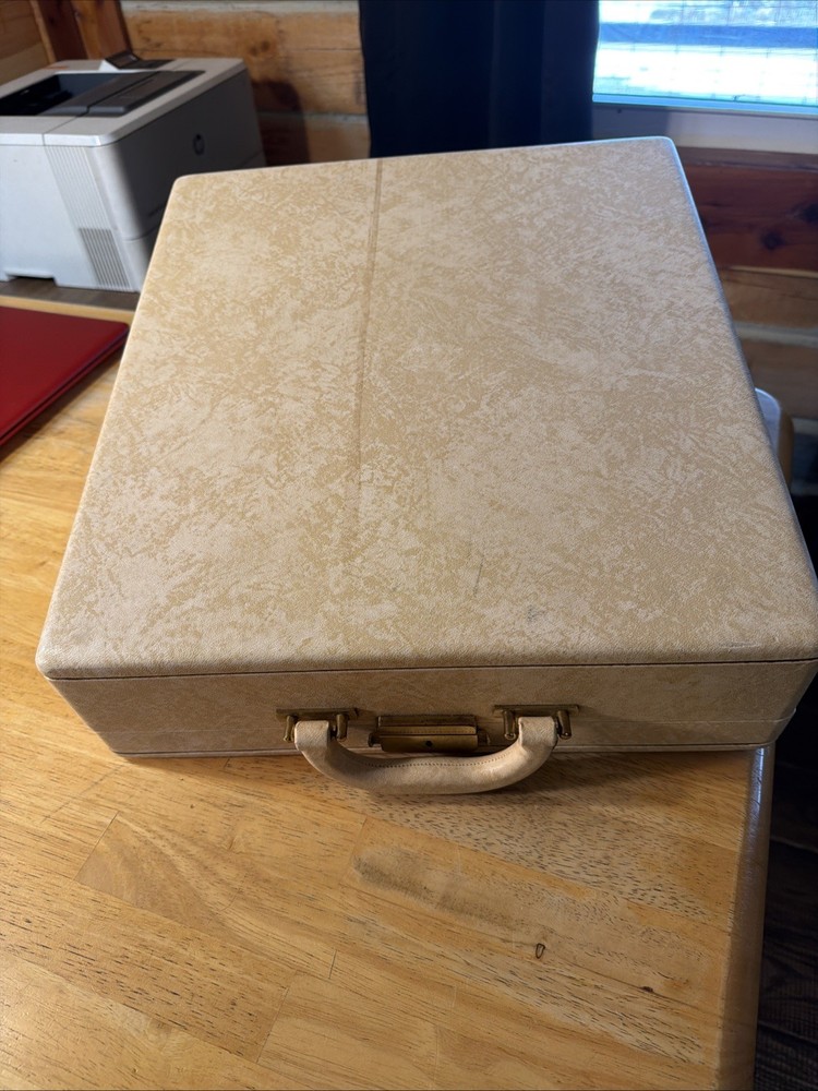 Vintage Olivetti Underwood Studio 44 With Case - 1960s - Works Needs Maintenance