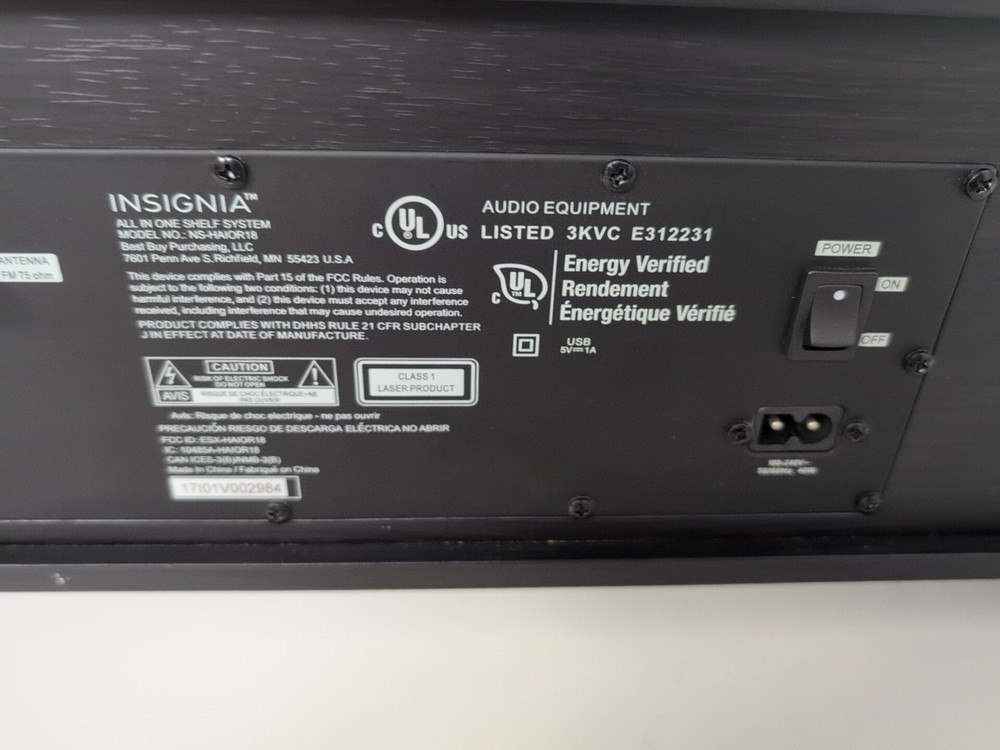 Insignia NS-HAIOR18 W/Remote Control and Cords