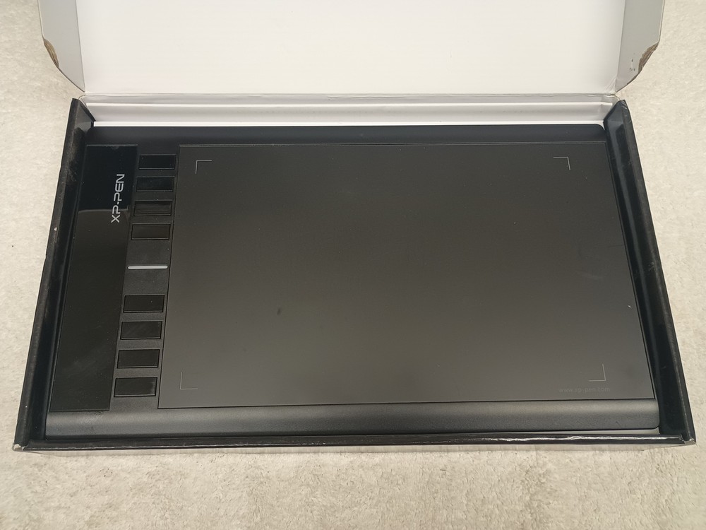 XP-Pen Star 03 V2 Graphics Drawing Pen Tablet Used