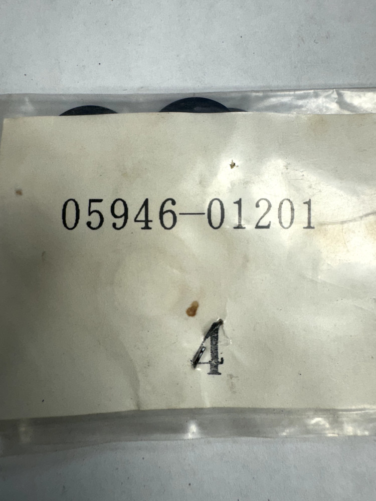 Mitsubishi 05946-01201, Bonded Seal / Washer