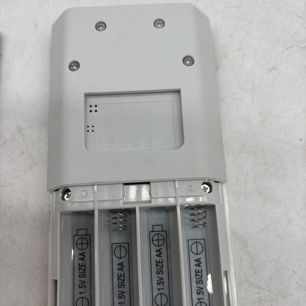 SimpliSafe Home Security System Wireless Security Keypad KP3W SSKP3 Powers On