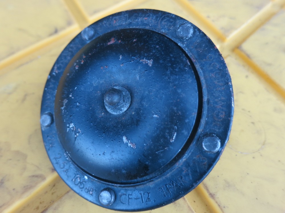 1997 SUZUKI GS500 HORN OEM