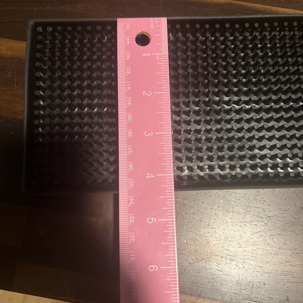 PVC Rubber Bar Shaker Mat 9" x 4.5"