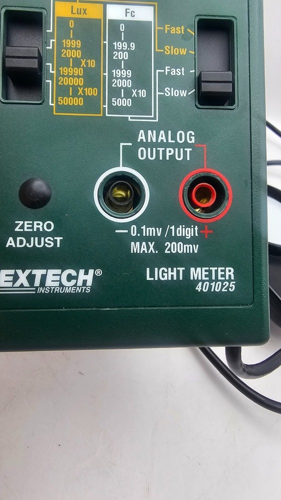 Extech 401025 Digital Light Meter 0-5000 Foot Candles