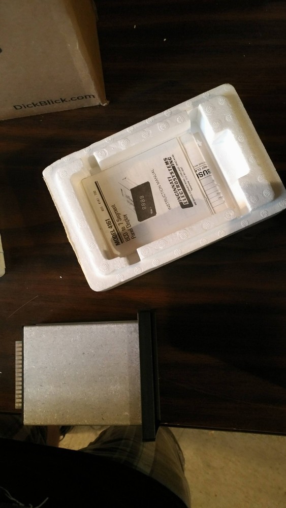 Cincinnati Electrosystems Model 4161 BCD to 7 Segment Panel Display 3-digit