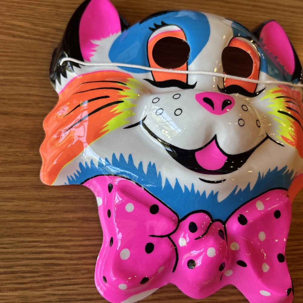 NOS Plastic Cat Halloween Mask