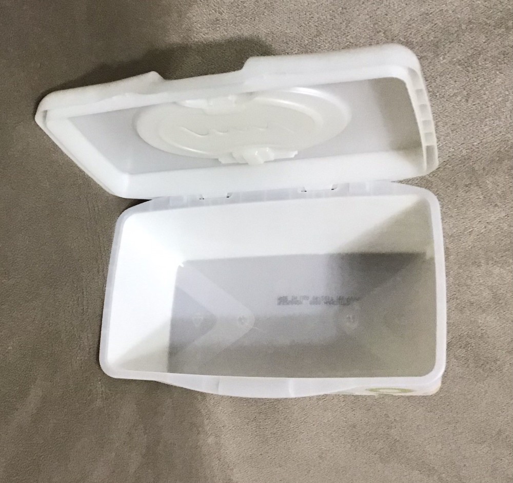 Huggies Empty Wipe Container Pop Top Leaves And Circle Design Refillable