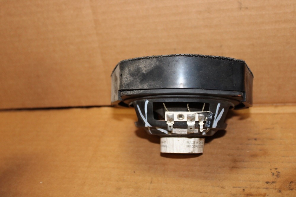 2002 - 2005 HARLEY DAVIDSON ULTRA CLASSIC FRONT SPEAKER