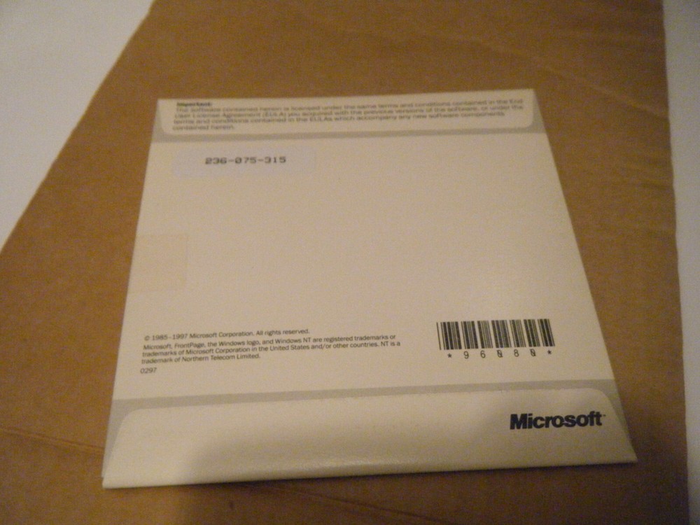 Microsoft Windows NT Server. New Condition with CD Key, Documentation. 5 client