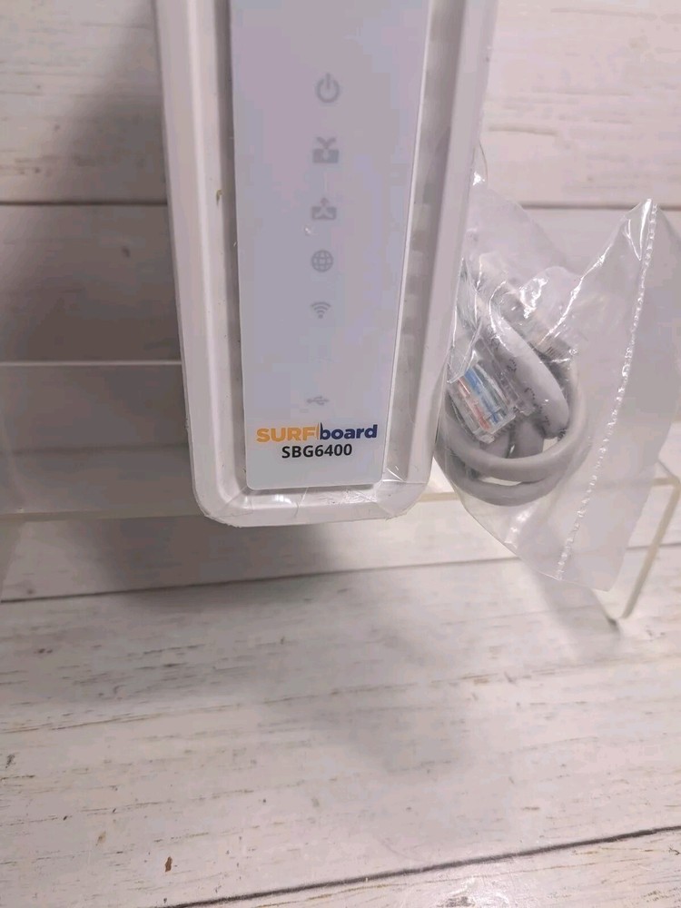 Cable Modem ARRIS SURFboard SBG6400 8x4 DOCSIS 3.0 Cable Modem
