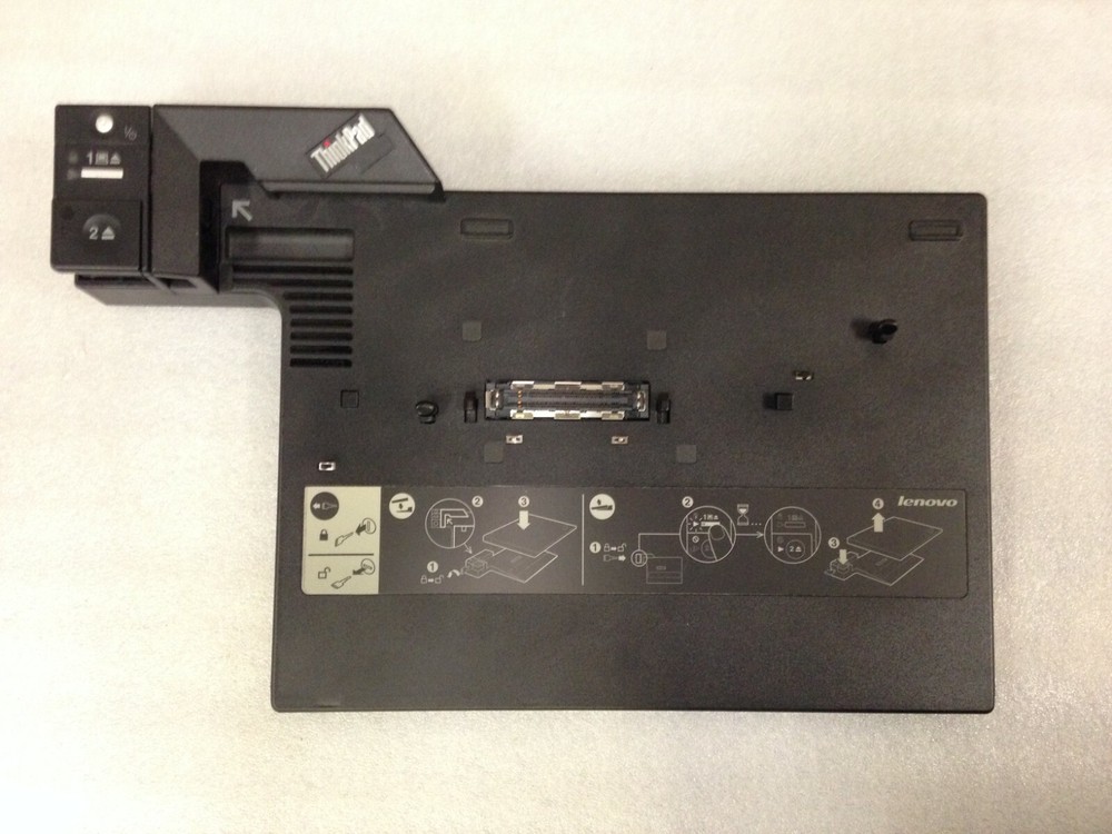 IBM Lenovo 42W4630 2504 ThinkPad Docking Station.