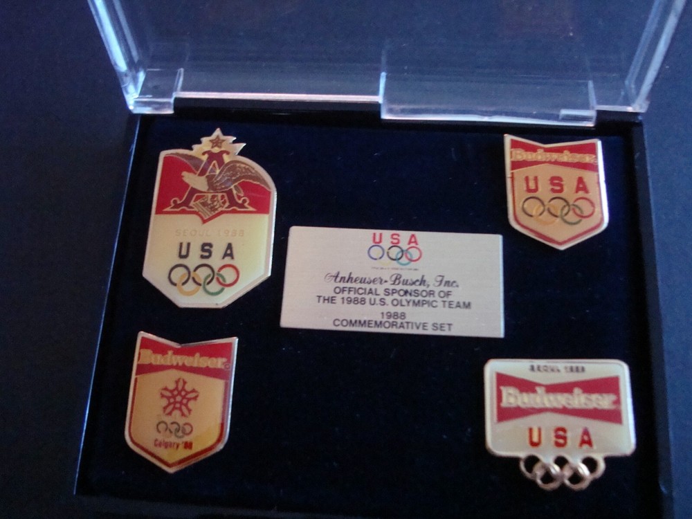Anheuser-Busch 1988 Commemorative Set Sponsor US Olympic Team Pinbacks