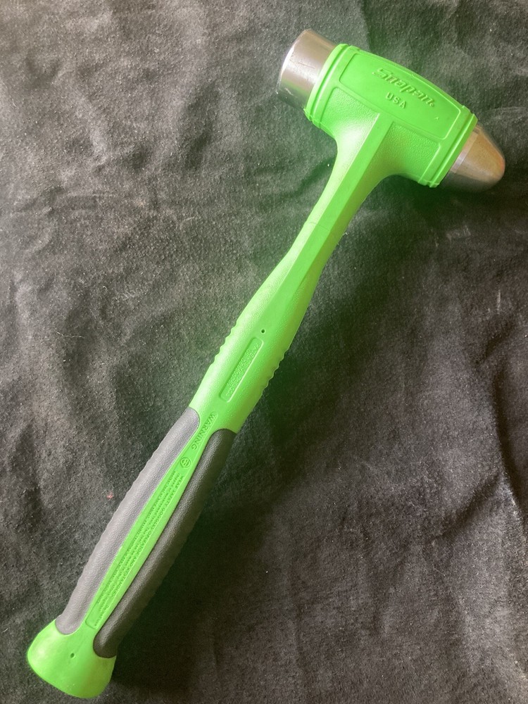 Snap on Hummer 32oz