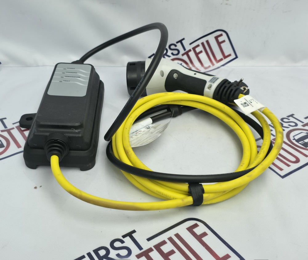 Original BMW charging cable for mains socket EU 10A type 2 9845149-07