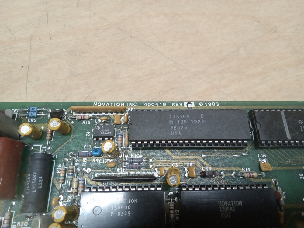 Novation 400419 Modern Card